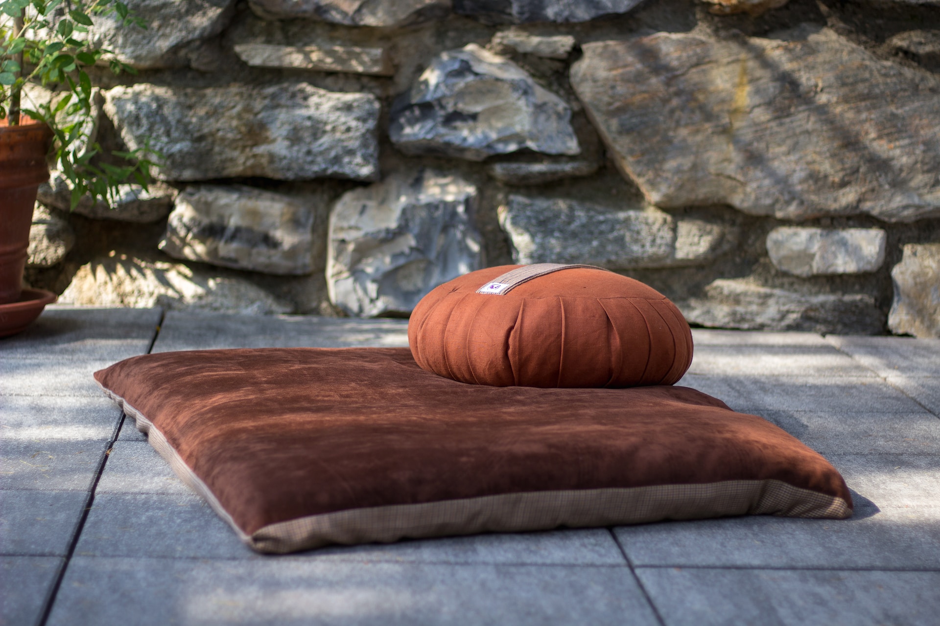 Релаксационная подушка для медитации - Что подарить философу