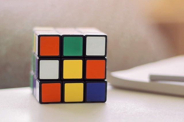 Кубик-рубик - Что подарить мальчику на 4 года